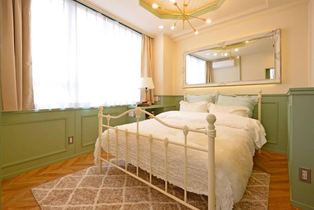 Meee Shinjuku - B&B Tokyo