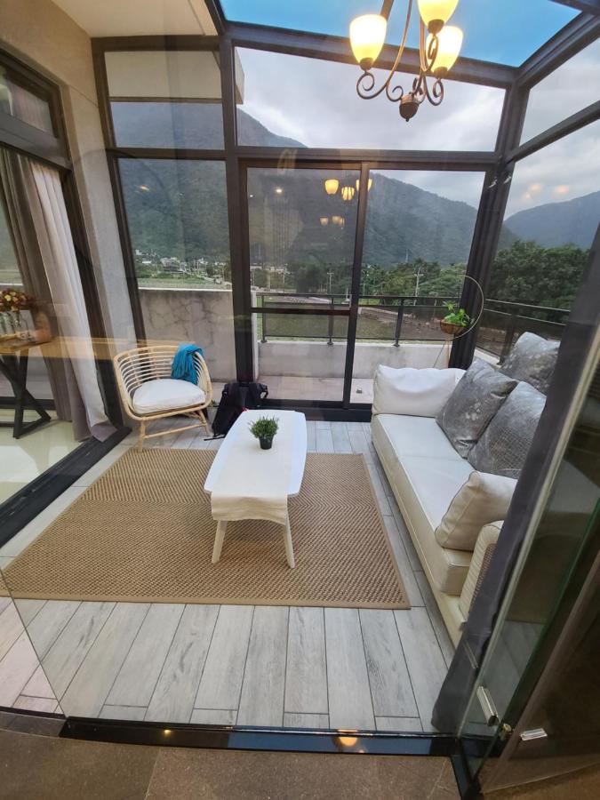 Queen Suite