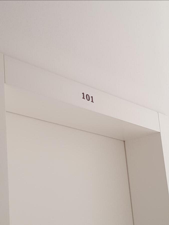 Eleana Apartments - B&B