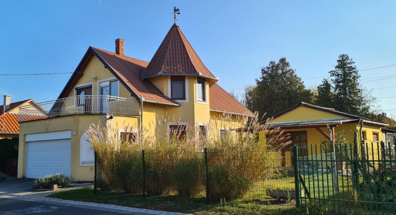 B&B Balatonmáriafürdő - Hajas Família Kiadó Szobák - Bed and Breakfast Balatonmáriafürdő