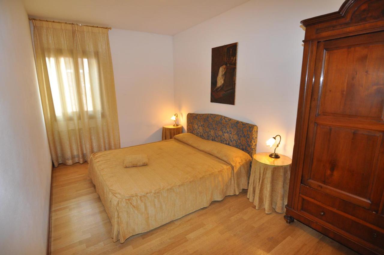 Ca' Tiziano Two-Bedroom Apartment