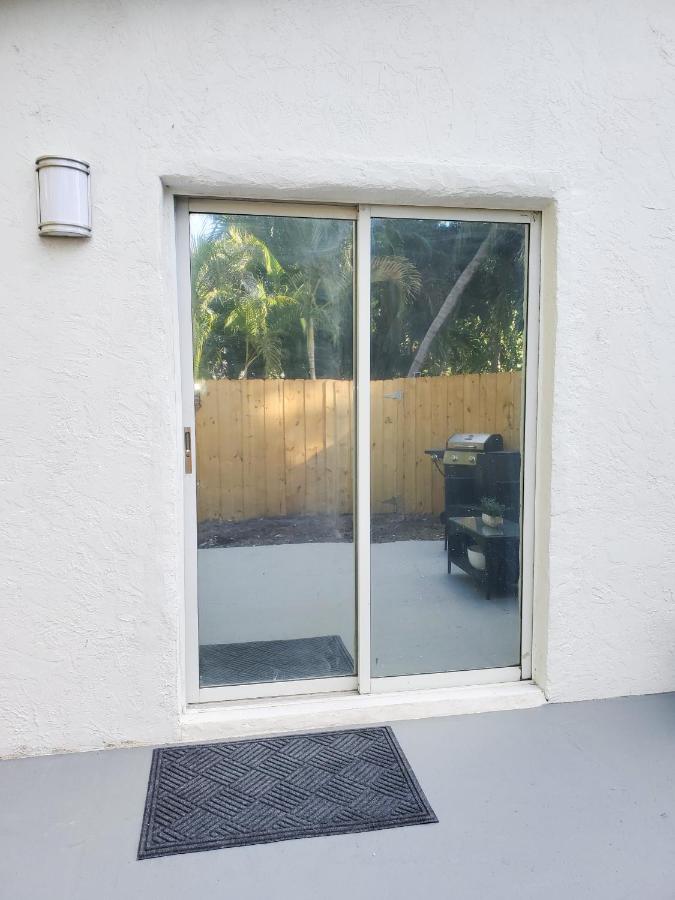 Stylish & Newly-Renovated Suites near Las Olas - B&B
