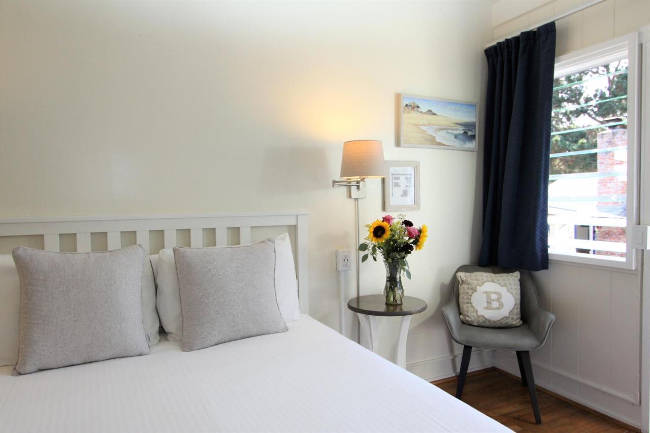 Queen Room with Garden View