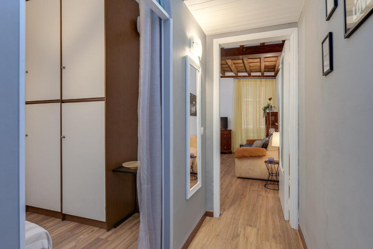 Vicolo Antico Apartment - B&B Roma