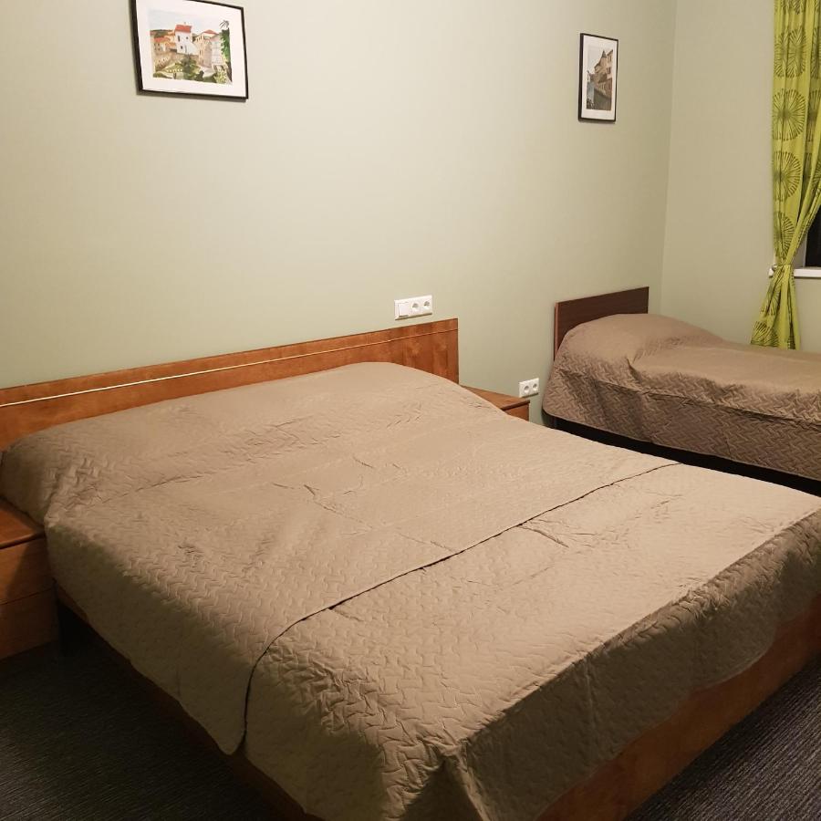 Comfort Dreibettzimmer mit Dusche