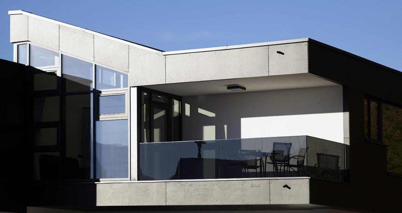 Appartamento con 2 Camere da Letto e Balcone