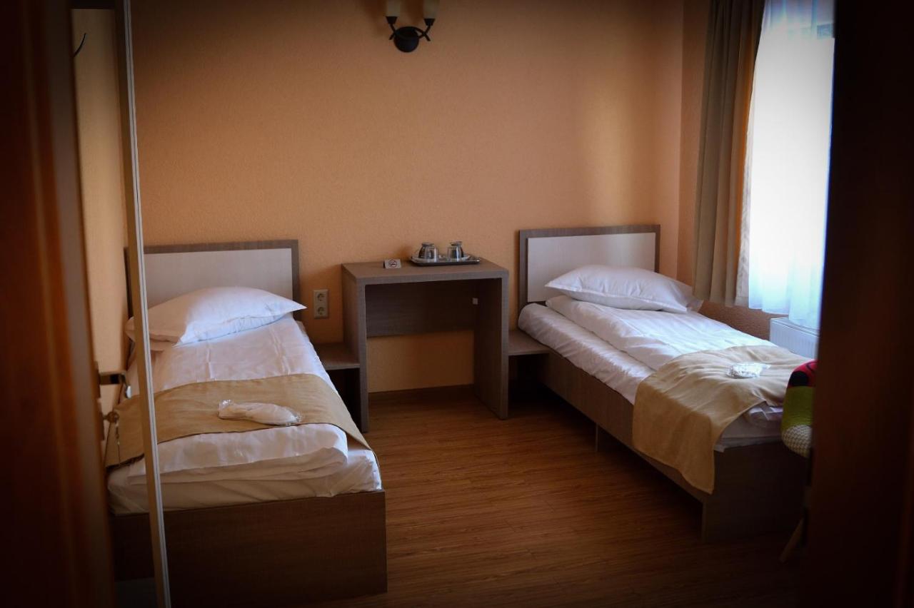 Twin Room with Private Bathroom