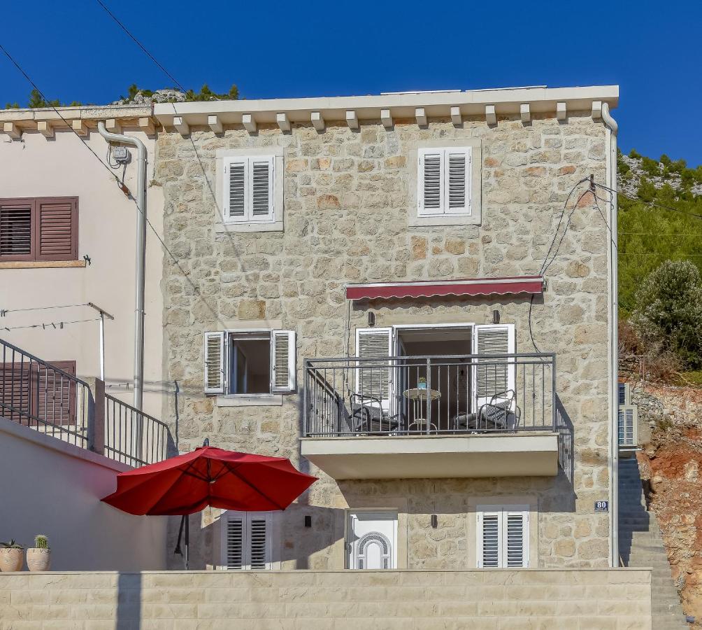 Polly Apartments with swimming pool - B&B