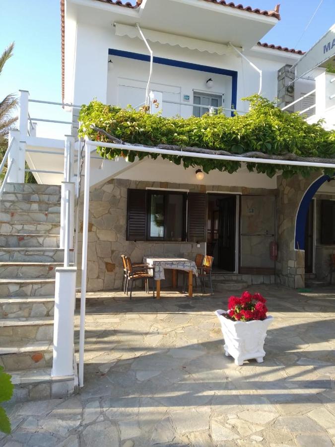 Studio Apartment with Sea View