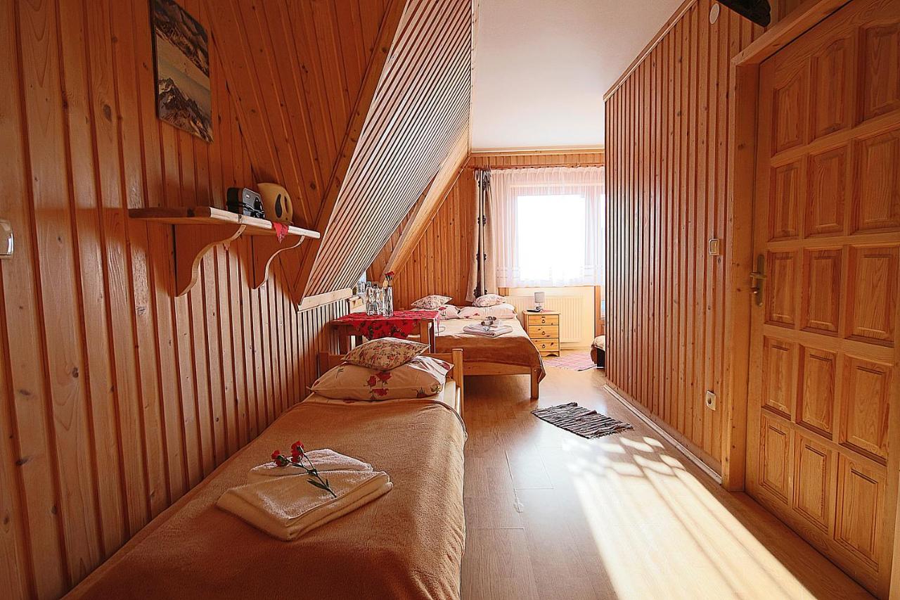 Camera Tripla con Vista Montagna