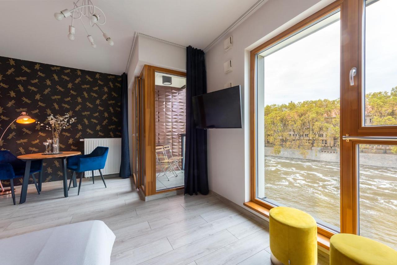 Appartamento Monolocale con Vista Fiume