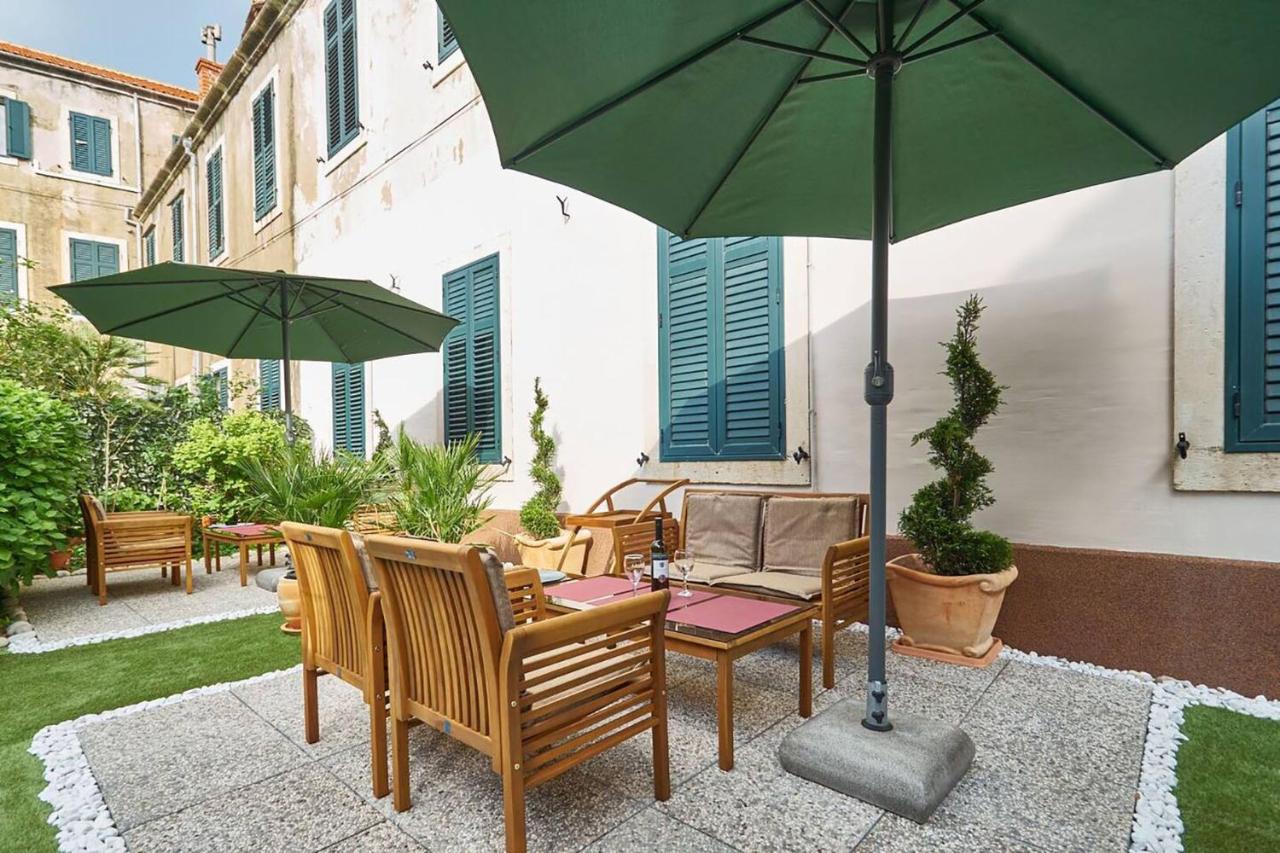 Mediteran with garden next to beach and Old Town - Chambres d’hôtes Dubrovnik