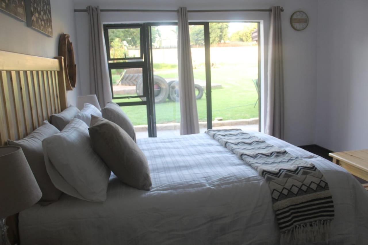 Deluxe Queen Suite