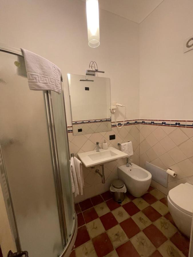 Double or Twin Room with Private Bathroom
