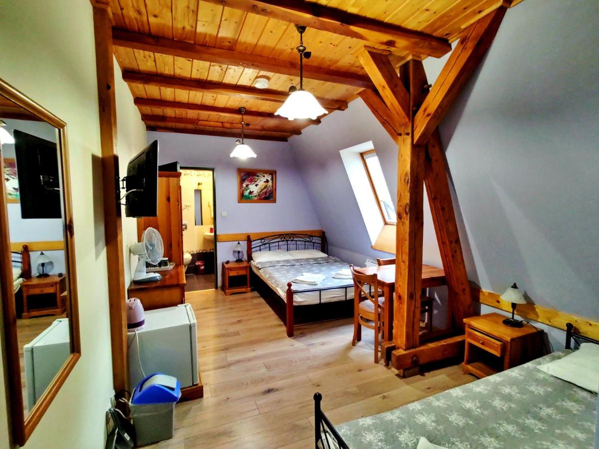 Habitación Triple con baño privado