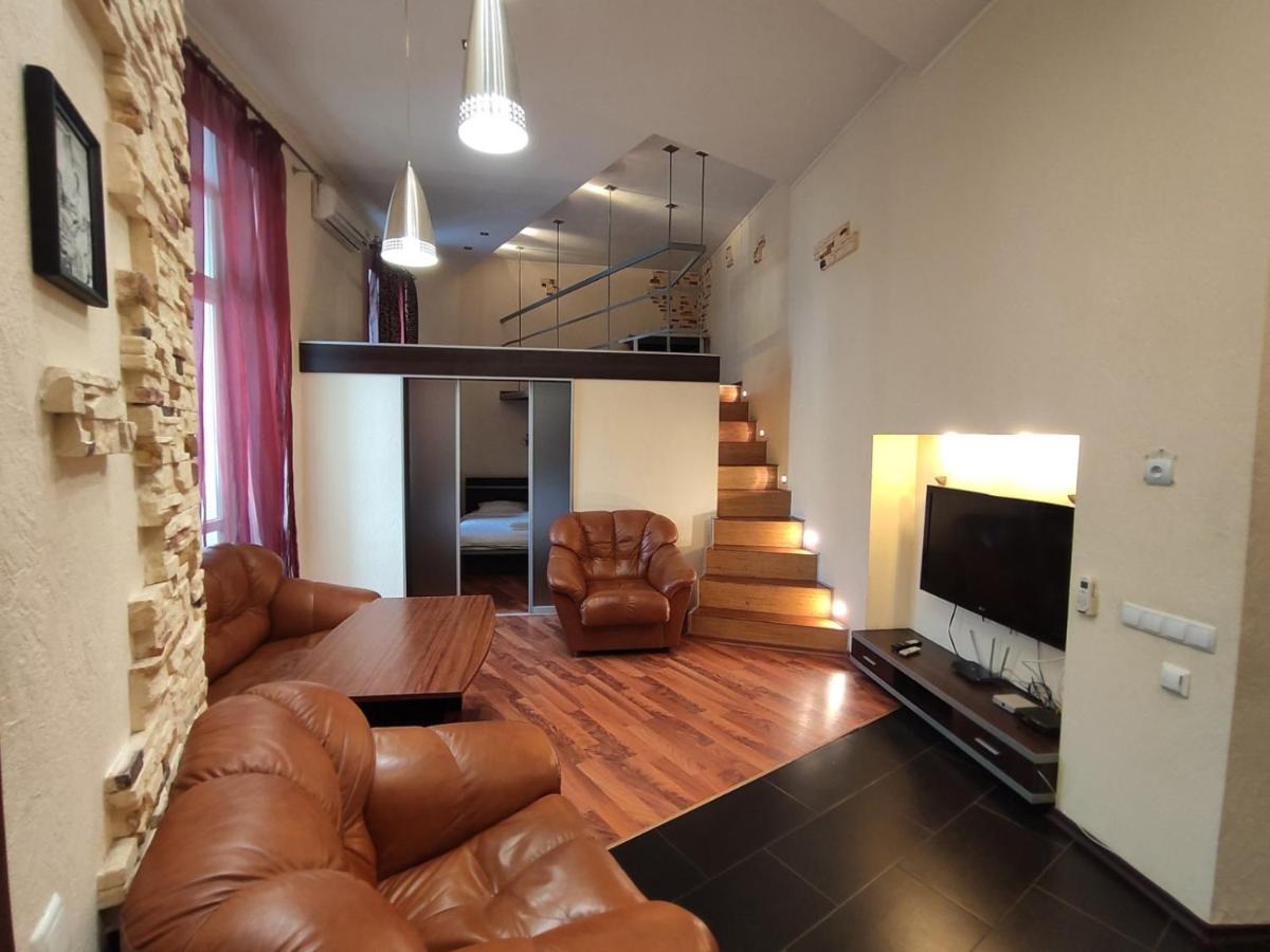 B&B Kyiv - Comfortable Apartment on Mikhaylovskiy lane - Bed and Breakfast Kyiv