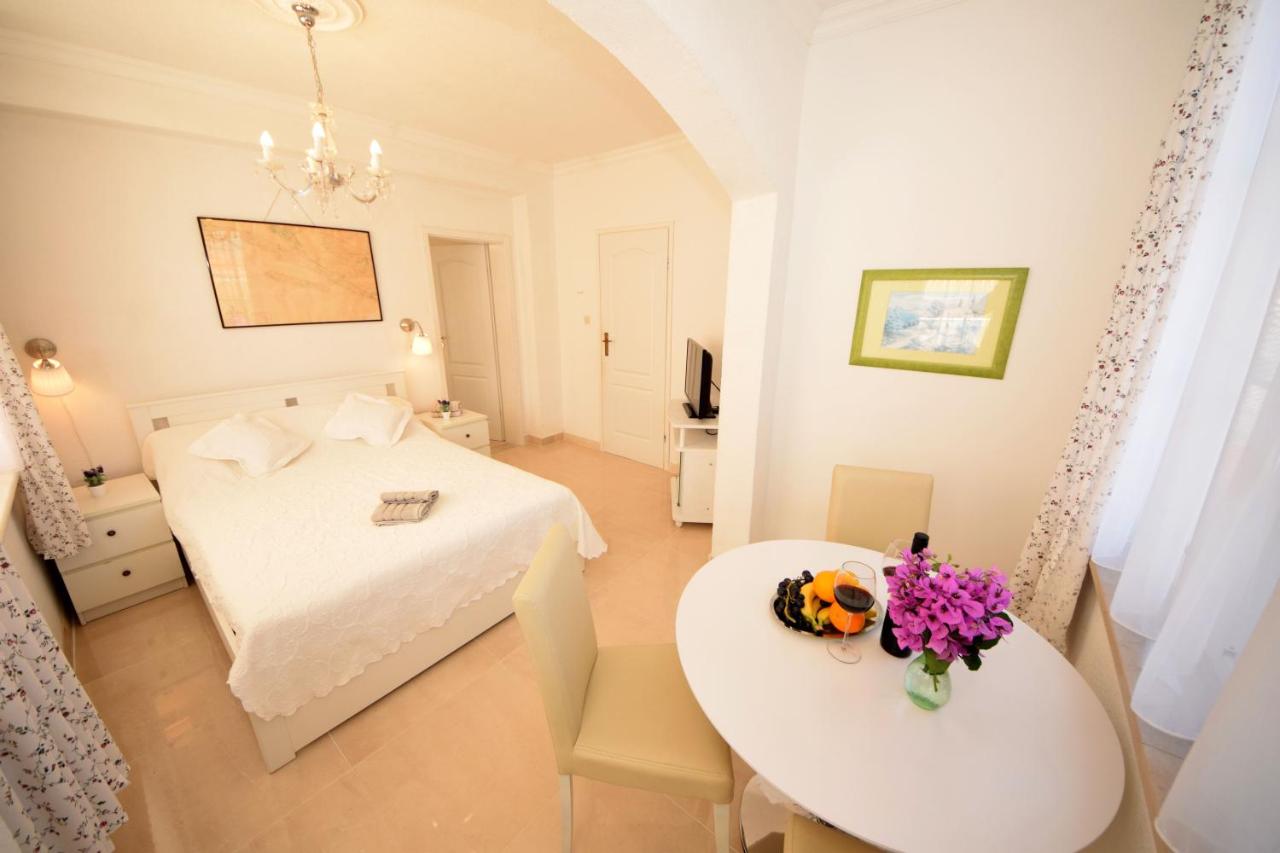 Appartement met 2 Slaapkamers, Balkon en Aparte Keuken