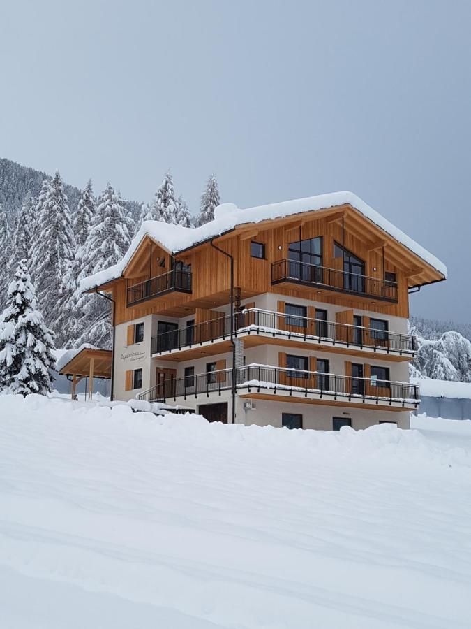 Apartamento con vistas a las montañas