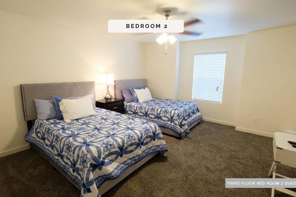 B&B Houston - 3 STORY, 3 BDRM, 4 BEDS, 2 BATH, North Houston, IAH - 10B - Bed and Breakfast Houston