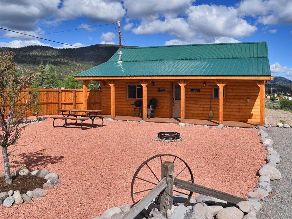 Mountain View Cabin - B&B