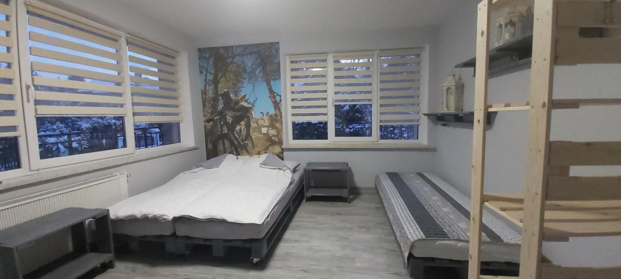 Chambre Triple avec Salle de Bains Commune