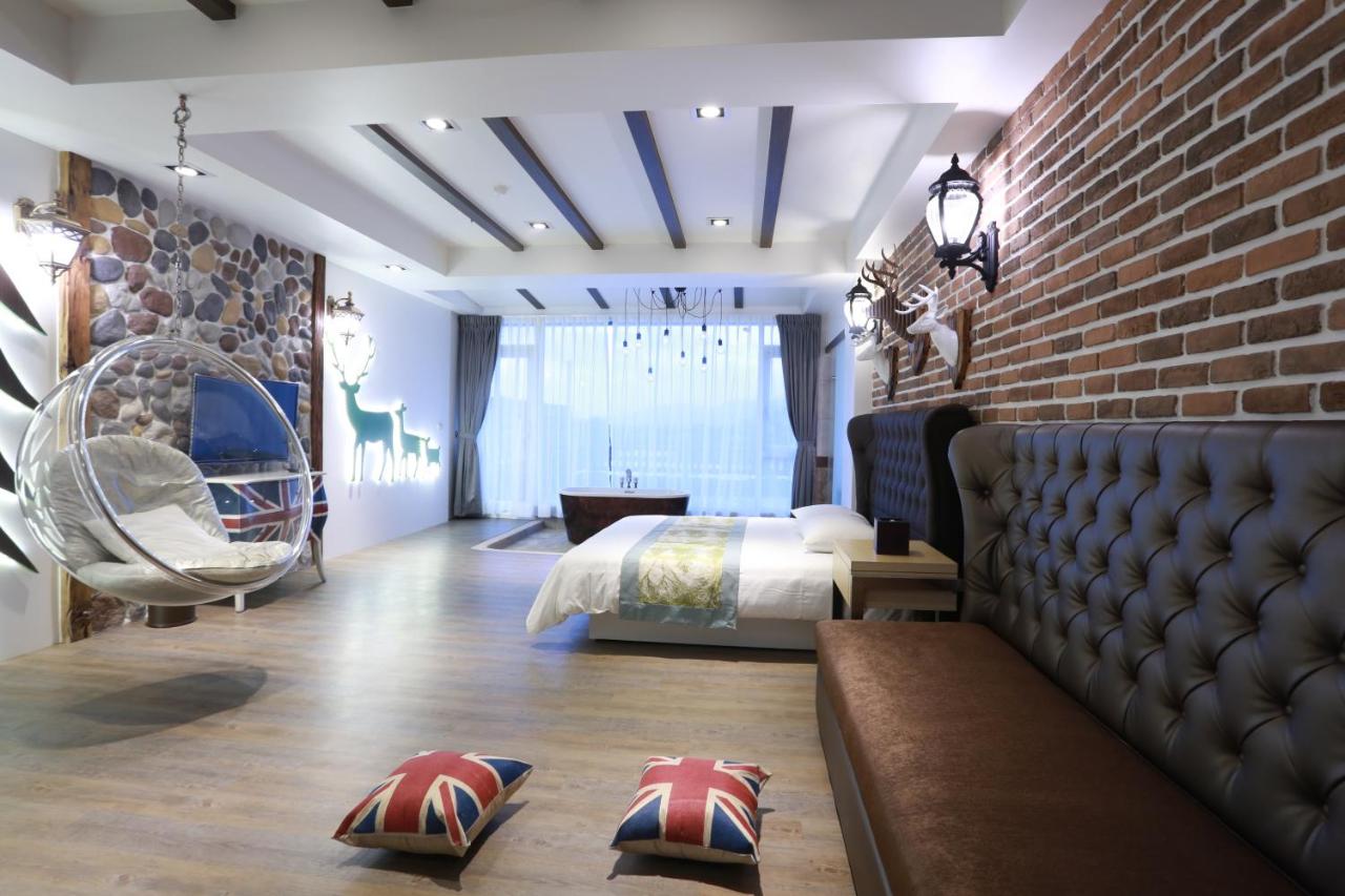Quadruple Room with Mountain View