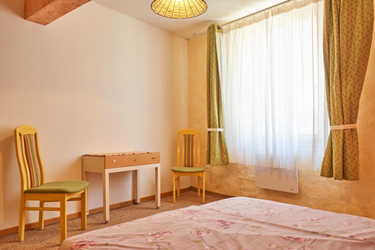 Two-Bedroom Apartment (4 Adults)