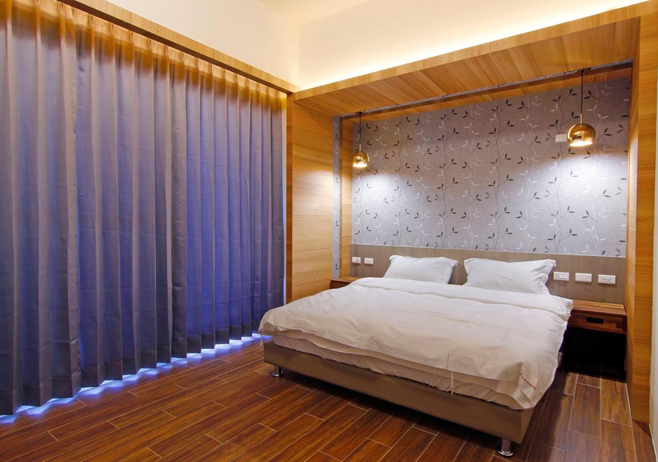 Deluxe Double Room with Balcony and Sea View