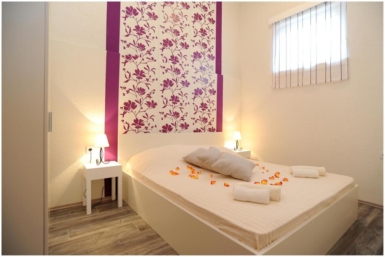 Apartamento de 1 dormitorio con terraza