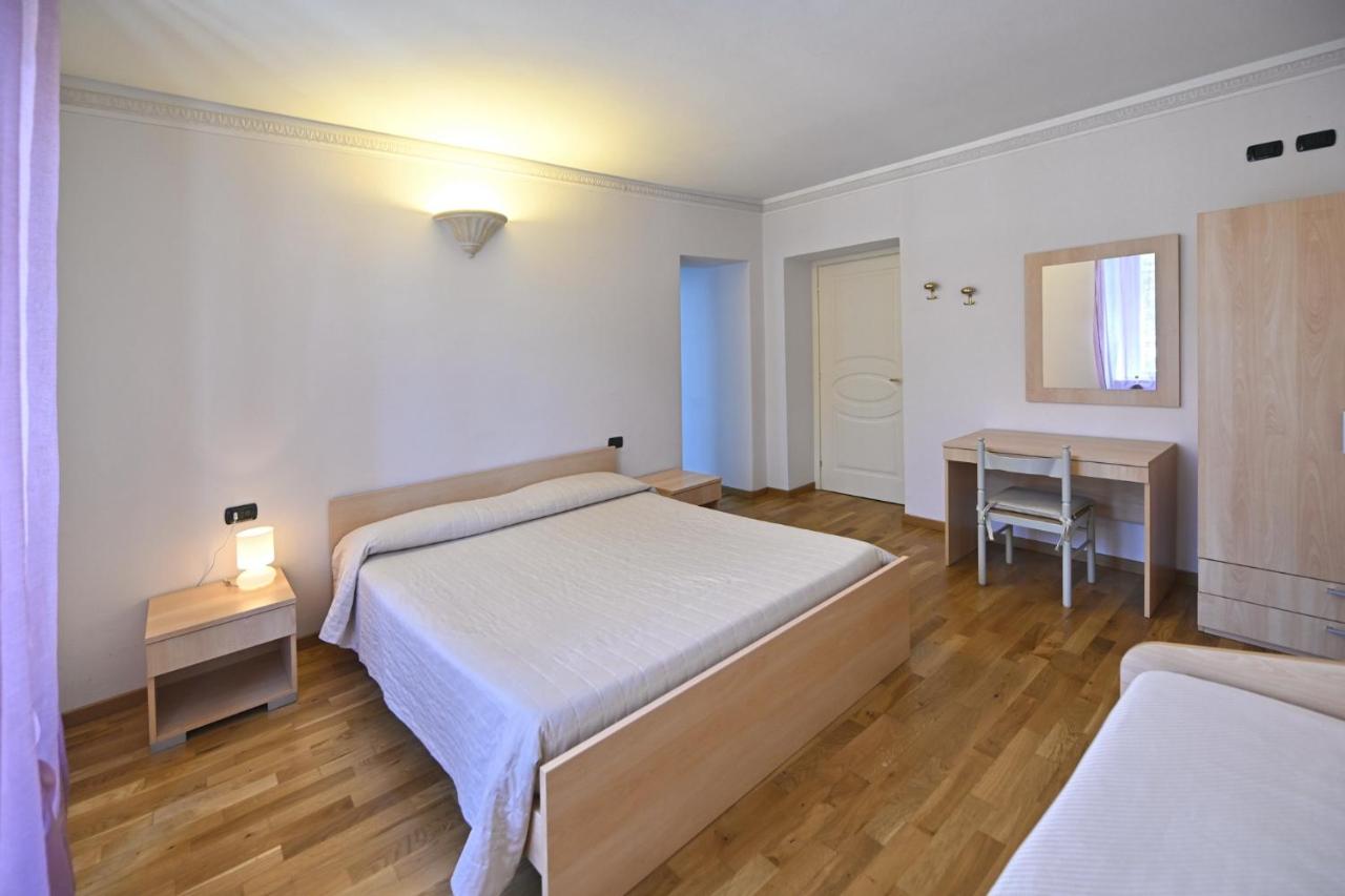 Habitación Triple con baño privado