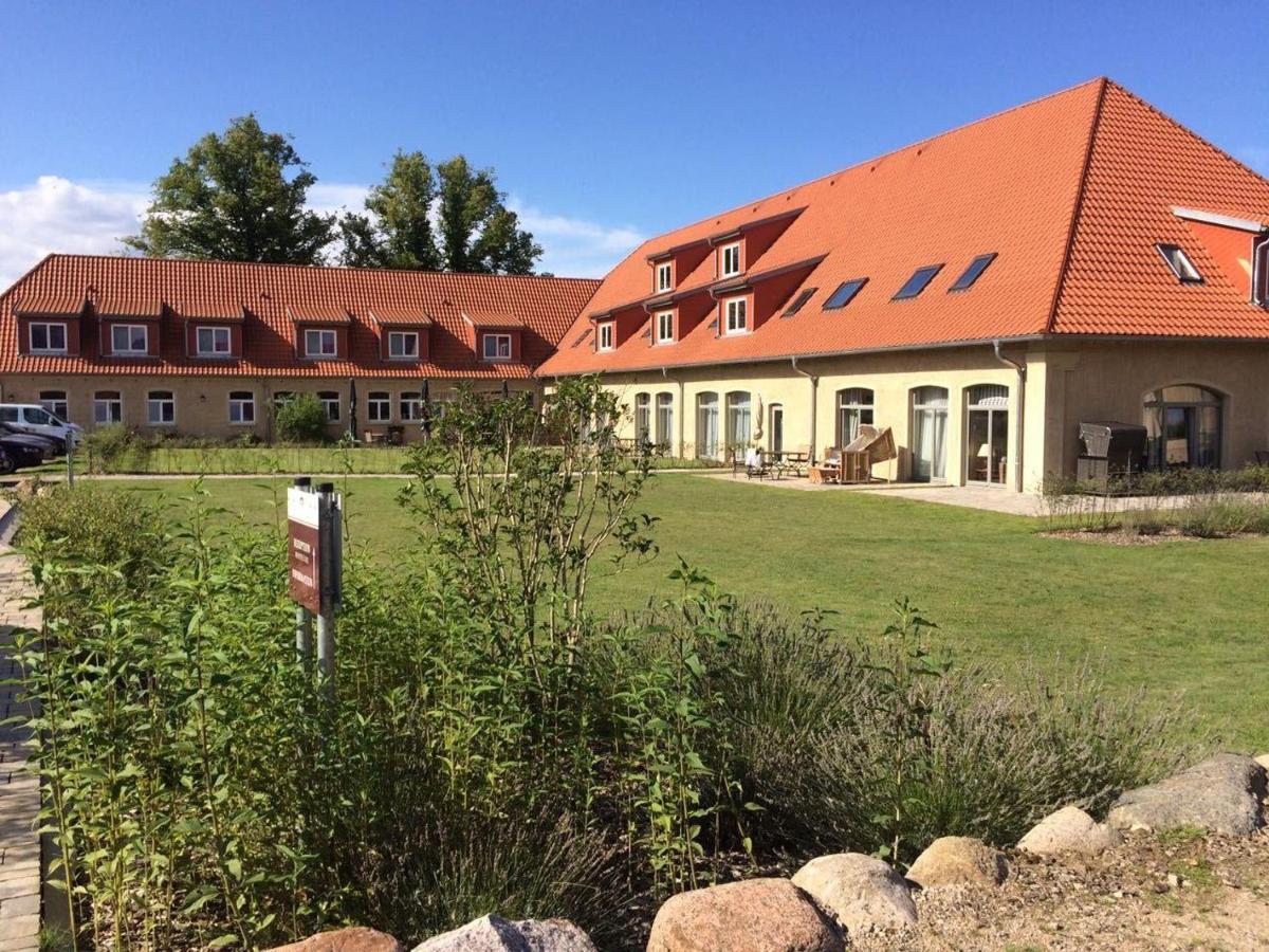 B&B Stolpe - Die Remise Halla - Bed and Breakfast Stolpe