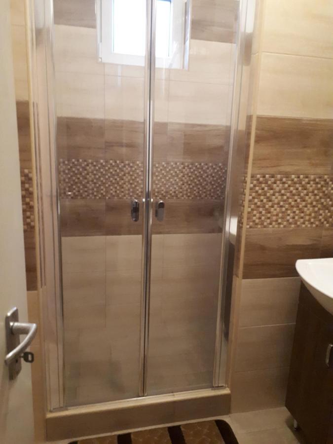Katalin Apartman - B&B