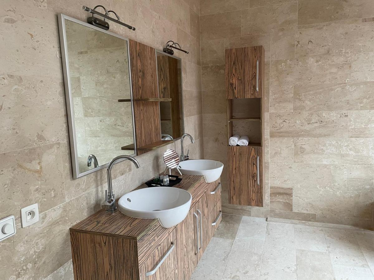 Camera Matrimoniale con Bagno Privato Esterno 