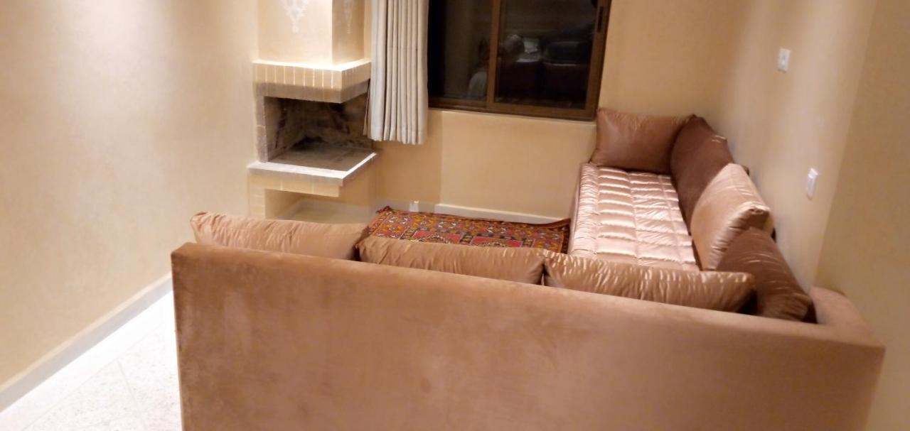 Chambre Deluxe (2 Adultes + 1 Enfant)