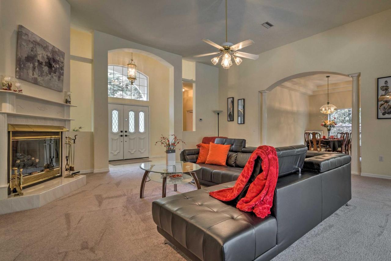 2 Mi to Golfing Luxe House with Lanai and Pool - Chambres d’hôtes Lecanto