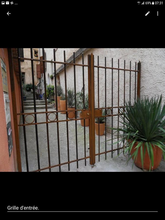 L'Appart à Cotignac, tout compris, calme et confort - B&B