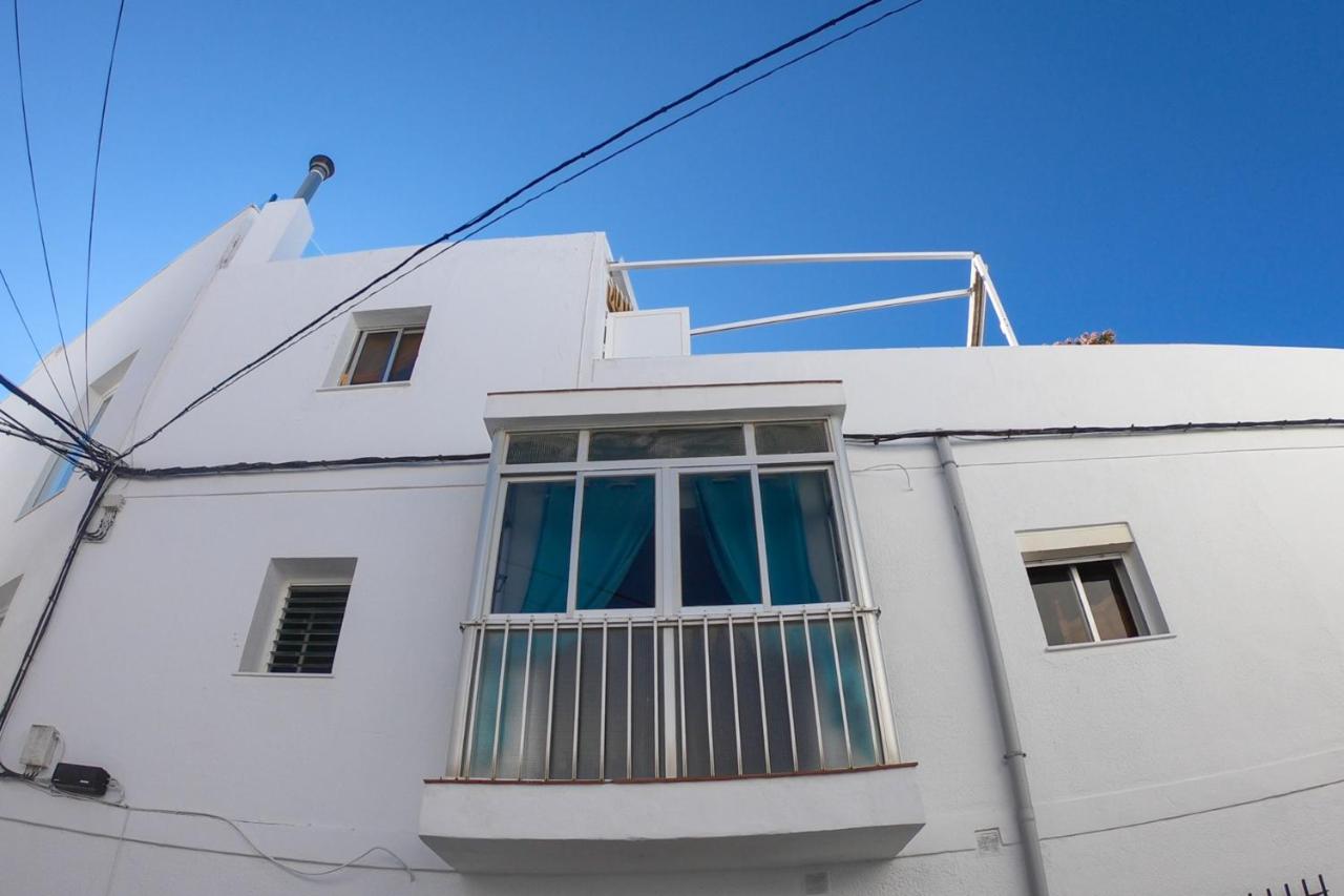 Baluarte Conil town house with roof terrace and sea view in Barrio de los Pescadores - B&B Conil de la Frontera
