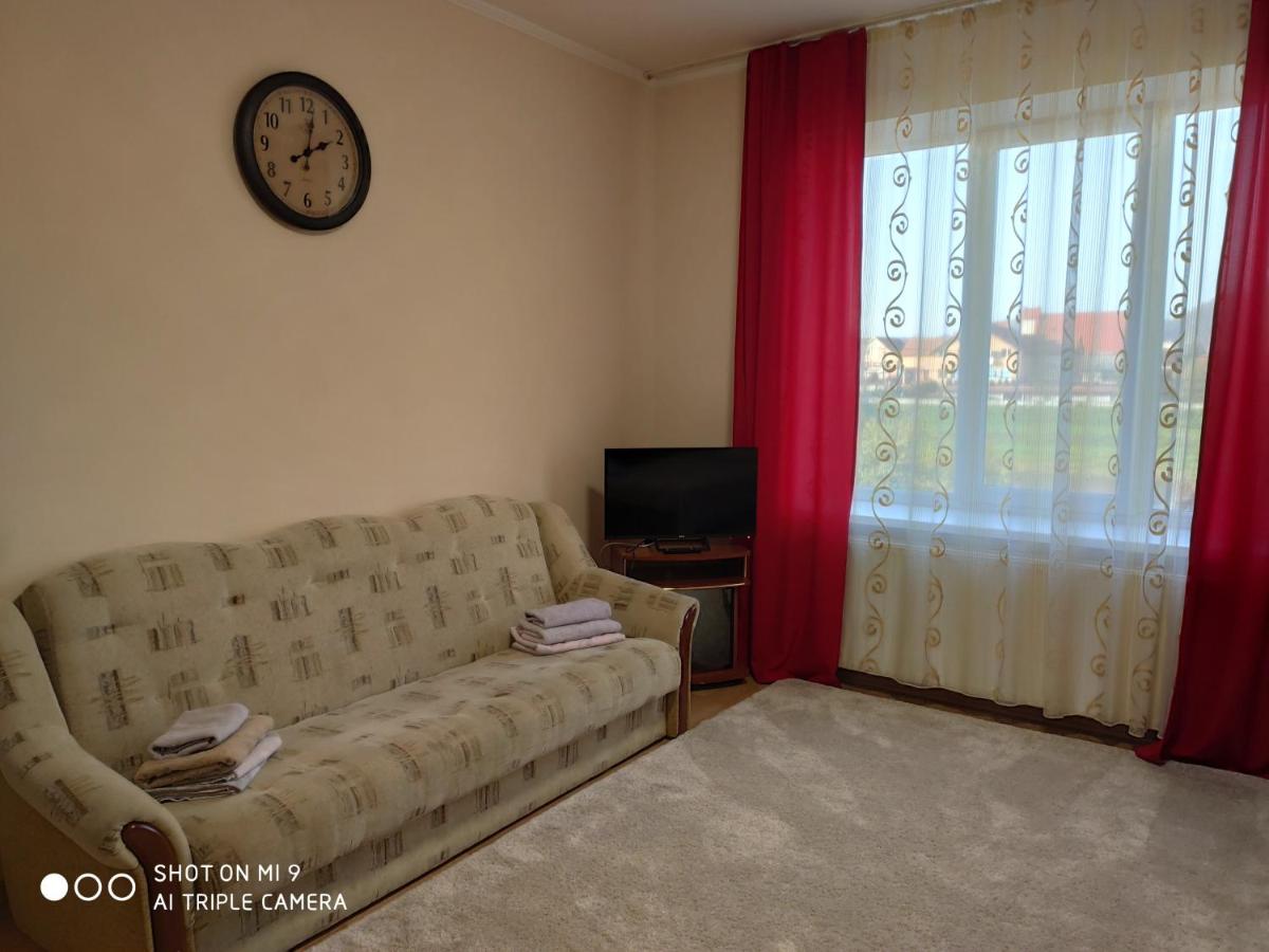 B&B Mukachevo - Apartments "Domovik" Parkaniya,2A-19 - Bed and Breakfast Mukachevo