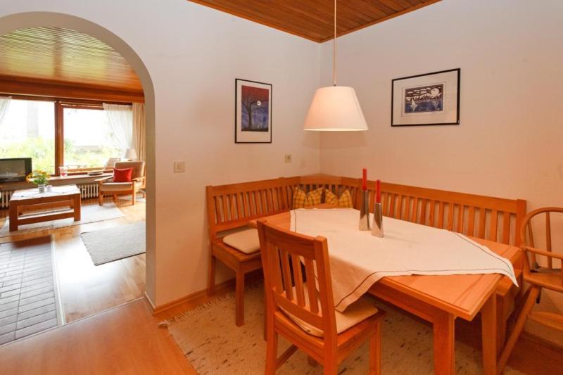 Am Traunufer Klaus Plenk inkl. Chiemgaukarte - B&B Ruhpolding