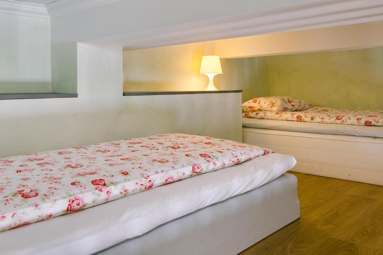 Vierpersoonskamer met Gedeelde Badkamer