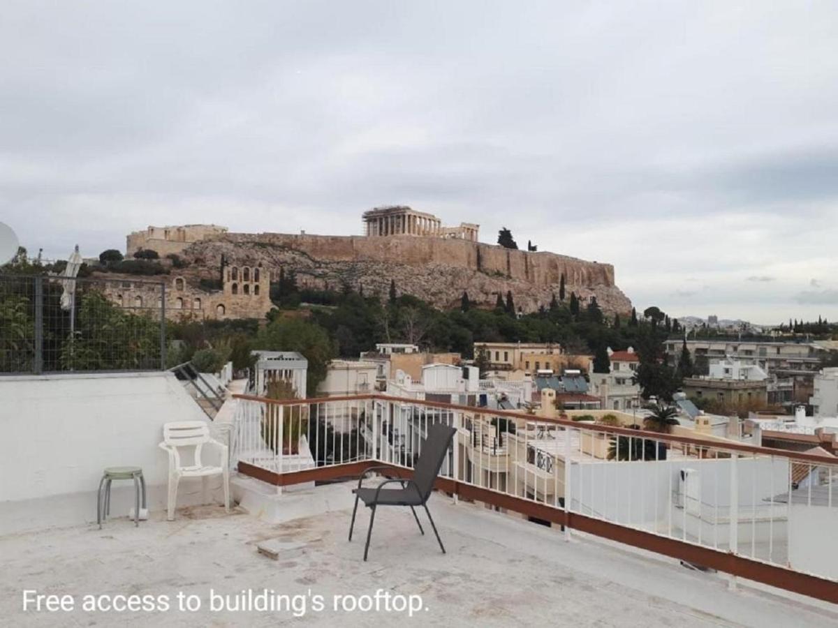Window to...Acropolis! - B&B Atenas