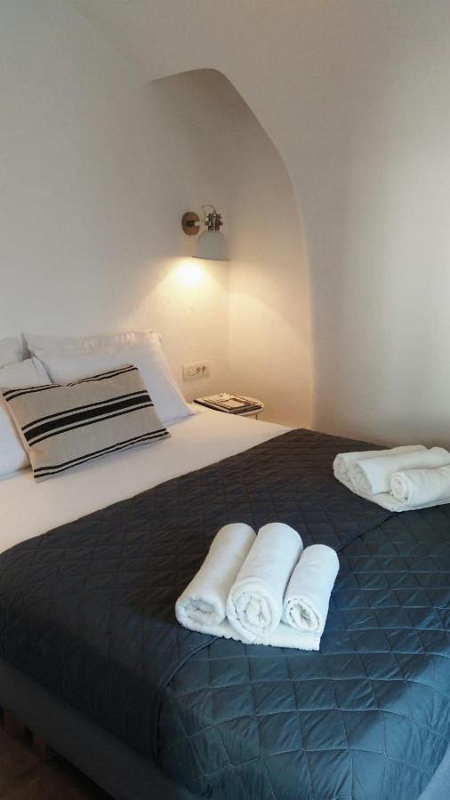 Estudio con vistas a la piscina (2 adultos)