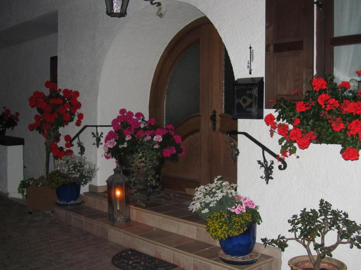 One-Bedroom Apartment with Balcony - Klammstraße 29