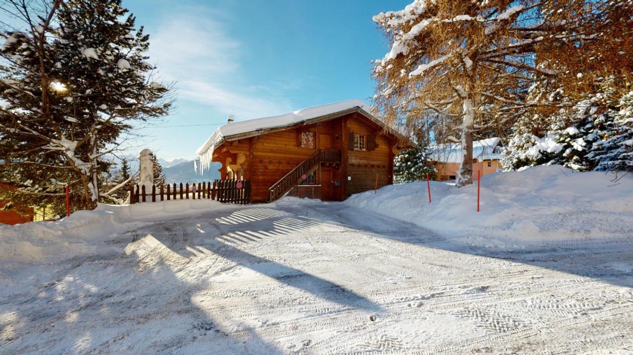 Apartment at the bottom of the slopes in Crans-Montana, cosy atmosphere - B&B