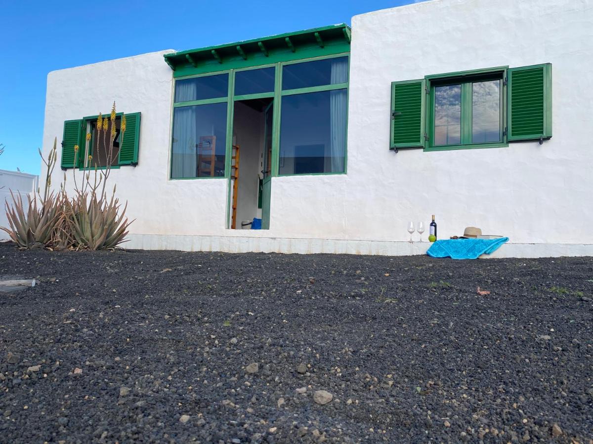 Villas Yaiza. El Golfo - B&B