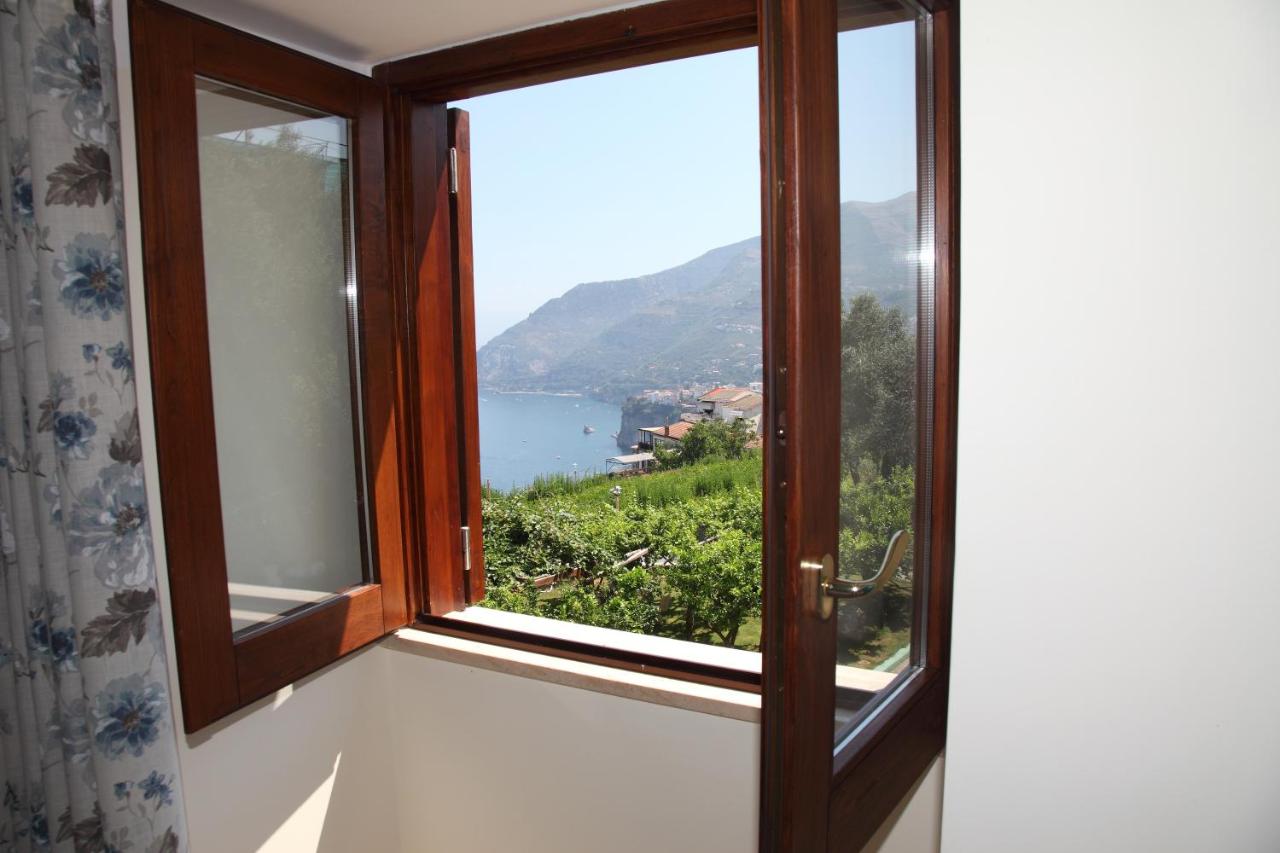 Quadruple Room with Sea View