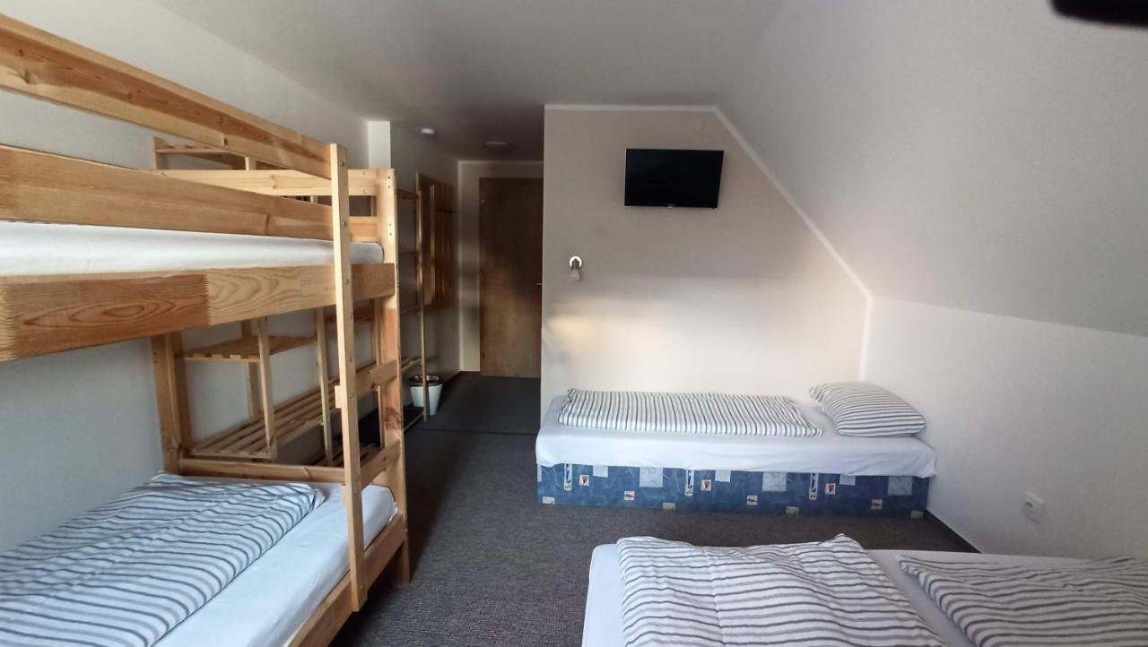 Chambre Familiale avec Salle de Bains Privative