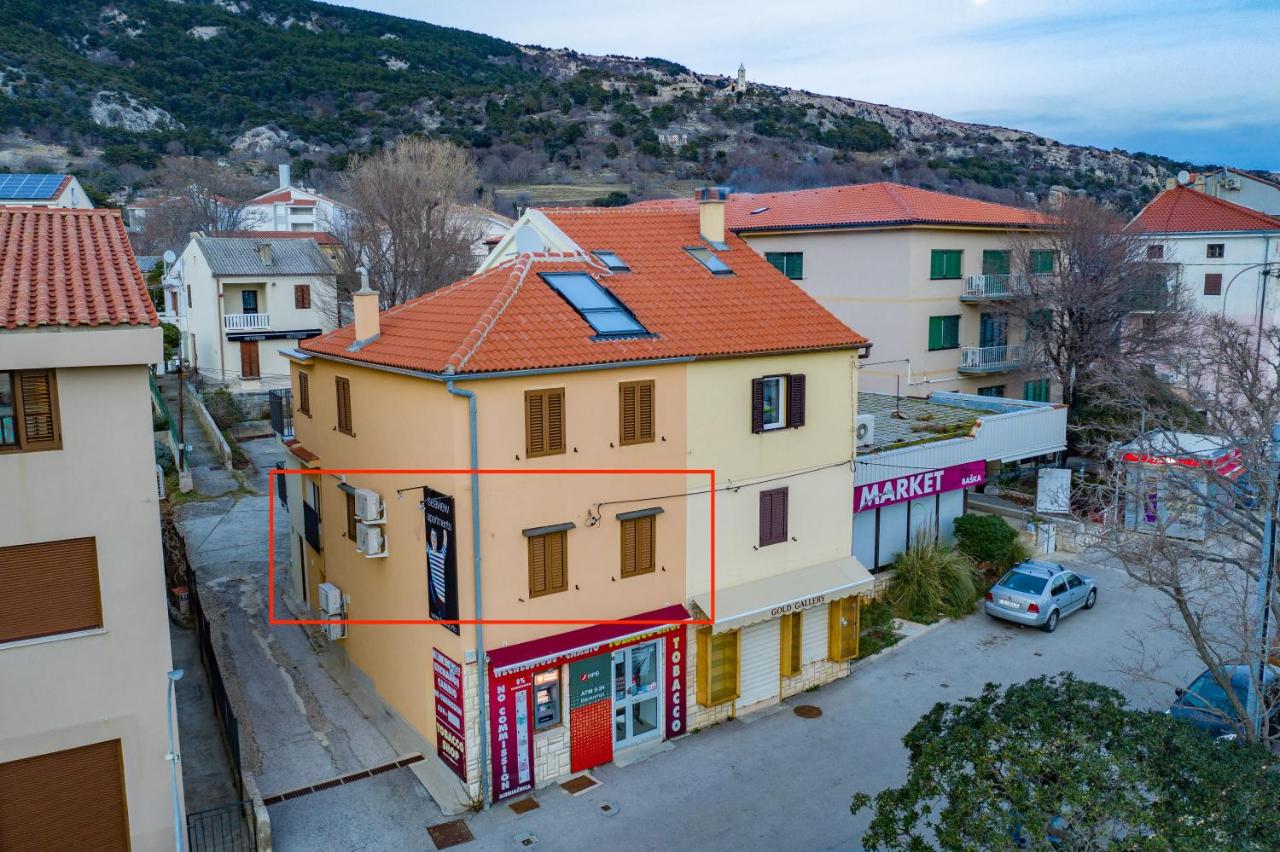 Seaview Apartments Baska - B&B