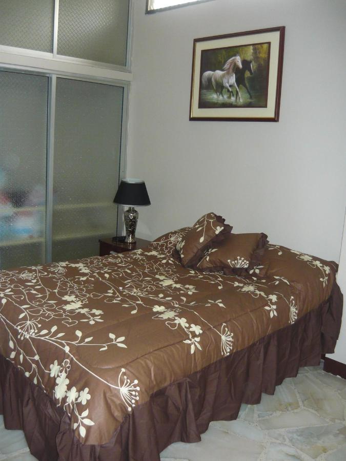 Del Sol Suites - Apartamento Familiar - Chambres d’hôtes Guayaquil