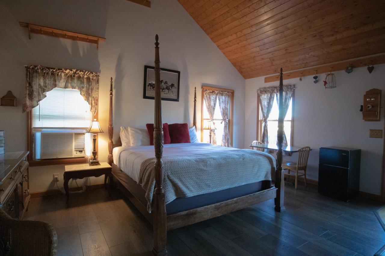 Family Room with Private Bathroom
